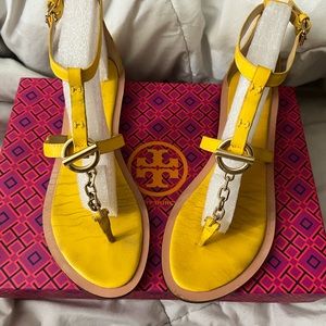 Tory Burch toggle flat sandals